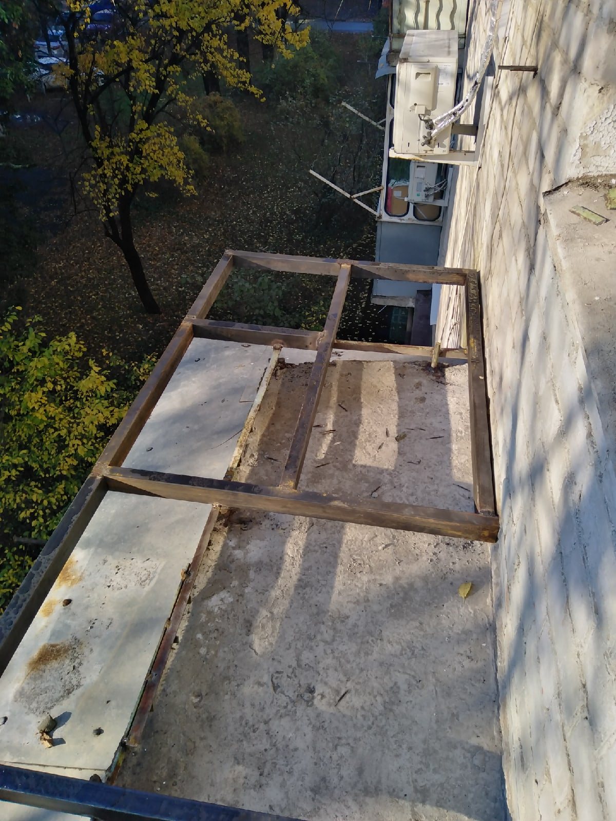Балкон в работе